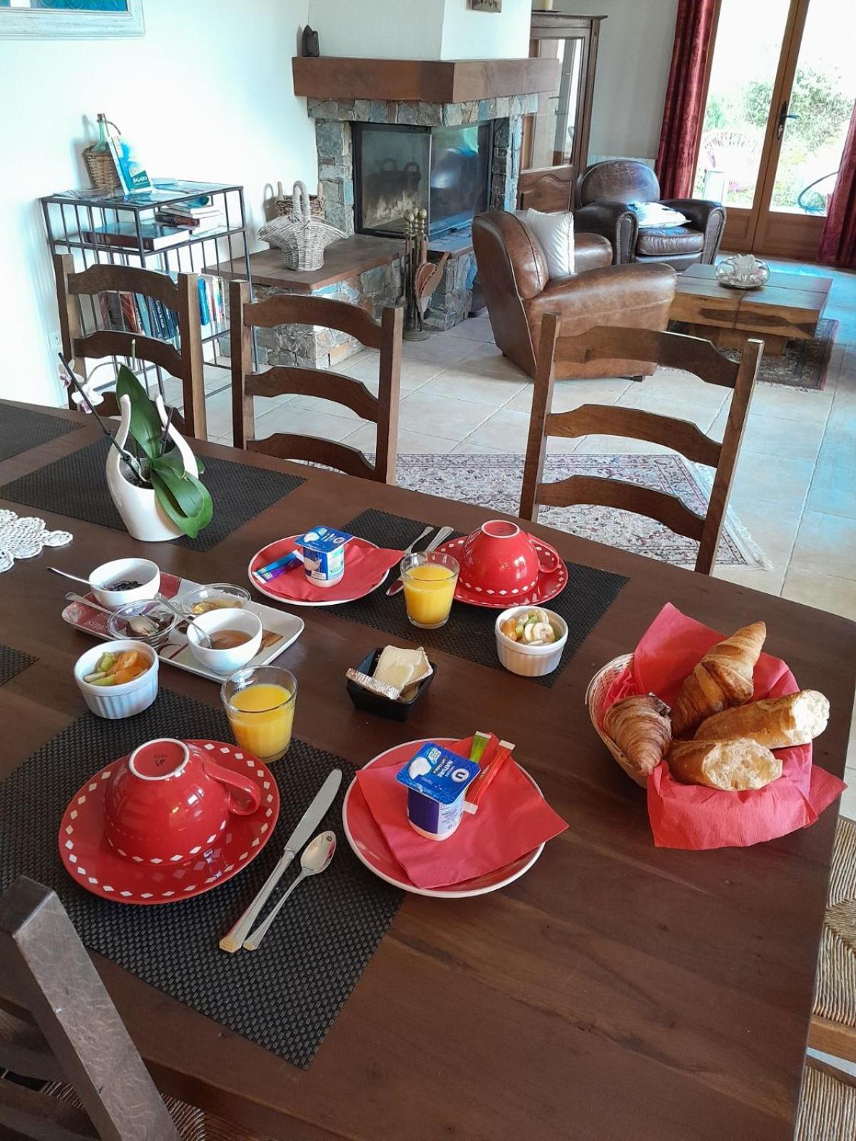 Bed and Breakfast Mare E Monti Chez Thomas Et Magali Vico Esterno foto